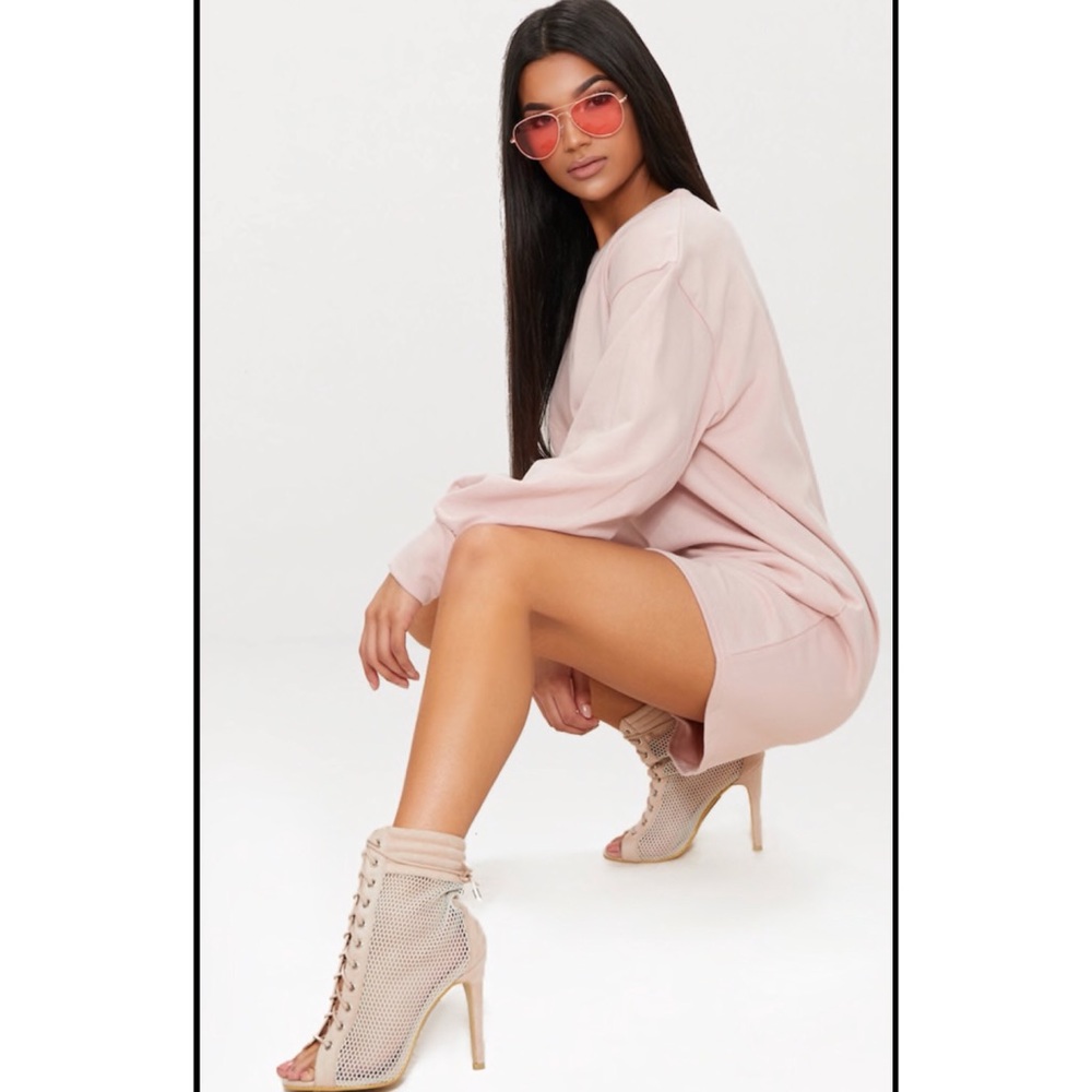 Pretty Little Thing Over Sized Sweater Dress